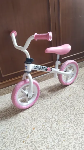 Bicicleta equilibrio infantil Chicco Pink Comet