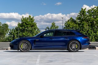 Porsche Panamera 4 E-Hybrid Sport Turismo 2022.