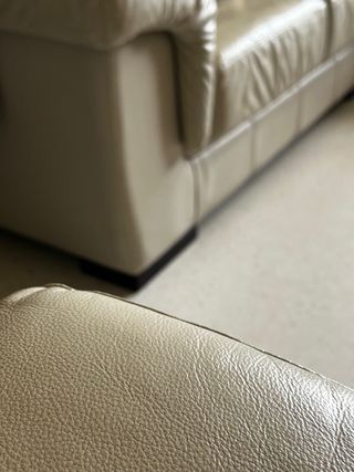 Sofá de piel 3+2 plazas beige