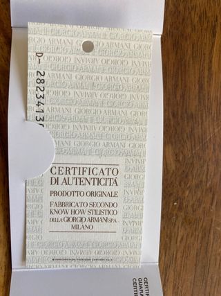 Gafas de sol Emporio Armani negras y marrones