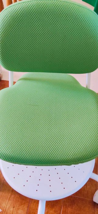 Silla de escritorio verde y blanca