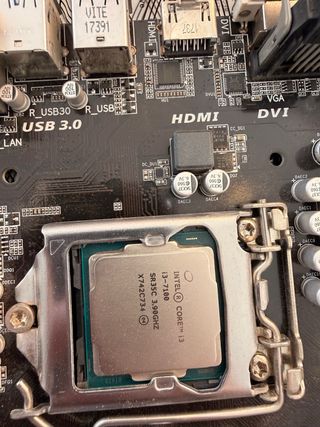 Lote Placa Base Gigabyte + 2 CPUs