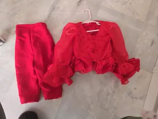 Traje de pamtalom y camisa Flamenca Rojo Volantes