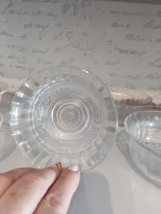 Juego de 6 cuencos de cristal