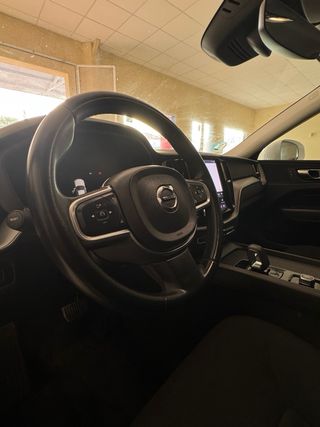 Volvo XC60 2022