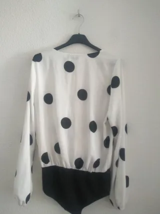 Body Zara lunares blanco y negro