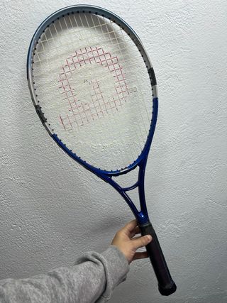 Raquetas de Tenis Azul y Negra