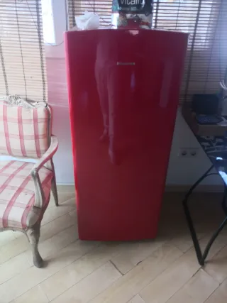 Nevera Hisense Roja