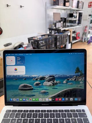 MacBook Air M1 13” 8GB RAM 256GB SSD