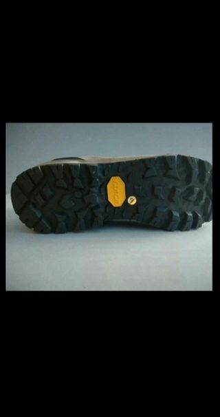 Botas nuevas Boreal