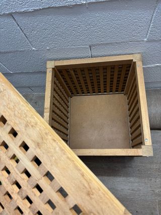 Baúl de madera con cojín