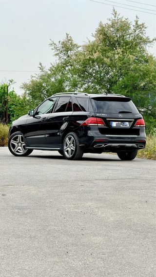 Mercedes-Benz  GLE 2017