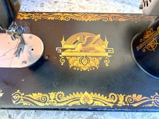 Máquina de coser Singer con motor