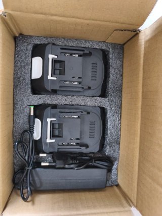 2 Baterías Li-ion 598Vf + Cargador