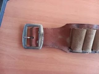 Cinturón de cuero para cartuchos de caza