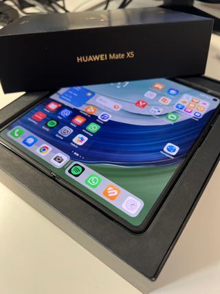 Huawei Mate X5