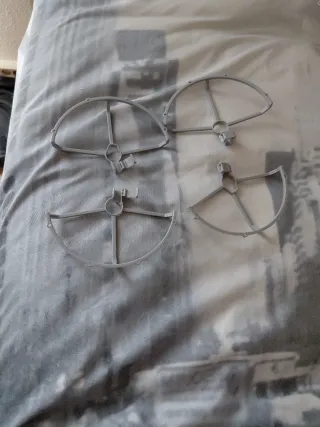 Protezioni per eliche per droni