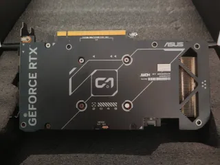 Tarjeta Gráfica ASUS DUAL RTX 4060 OC 8GB