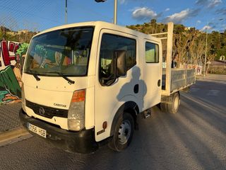 Nissan Cabstar 2011