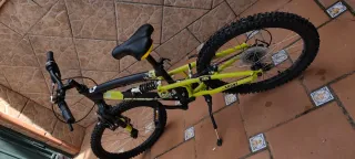 Bicicleta niño 20 doble suspensión. SOLO DOS USOS