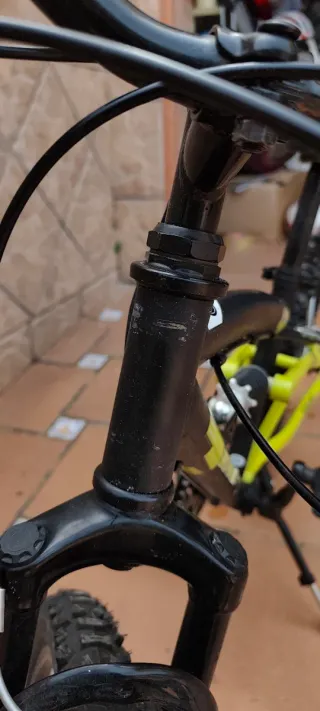 Bicicleta niño 20 doble suspensión. SOLO DOS USOS