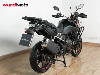 SUZUKI V-STROM 800 TECH