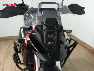SUZUKI V-STROM 800 TECH