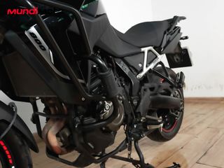 SUZUKI V-STROM 800 TECH