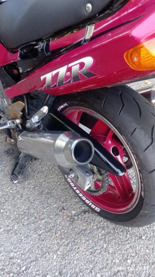 Kawasaki ZX600-ZZR 1990-100CV.