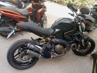 Ducati Monster 821 Dark Negra/Gris