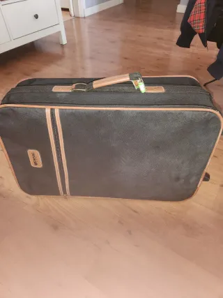 Maleta de viaje MENSAL negra y marrón