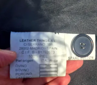 Chaqueta de cuero negra