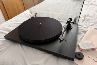 Tocadiscos Pro-Ject Primary E Phono Negro