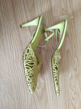 Zapatos de tacón Bata verde/amarillo talla 38