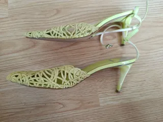 Zapatos de tacón Bata verde/amarillo talla 38