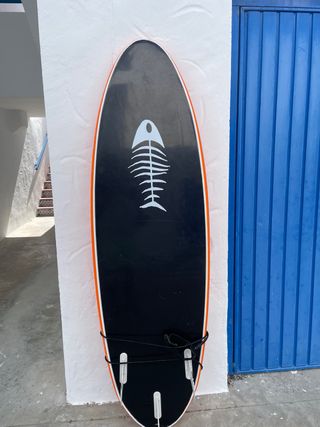 Tabla de surf naranja