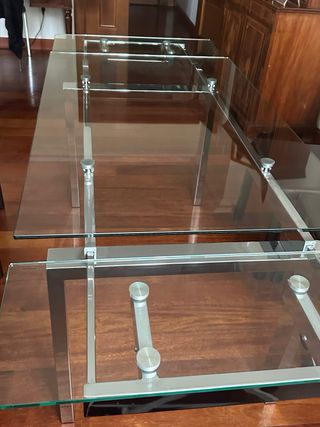 Mesa de cristal extensible