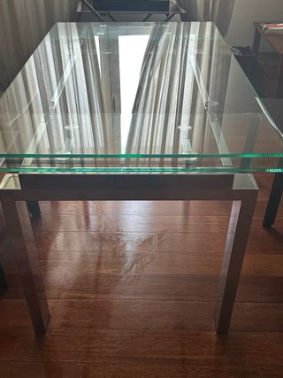 Mesa de cristal extensible