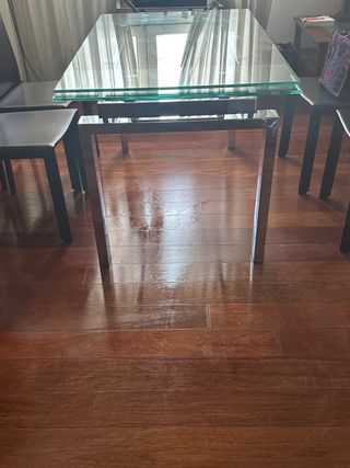 Mesa de cristal extensible