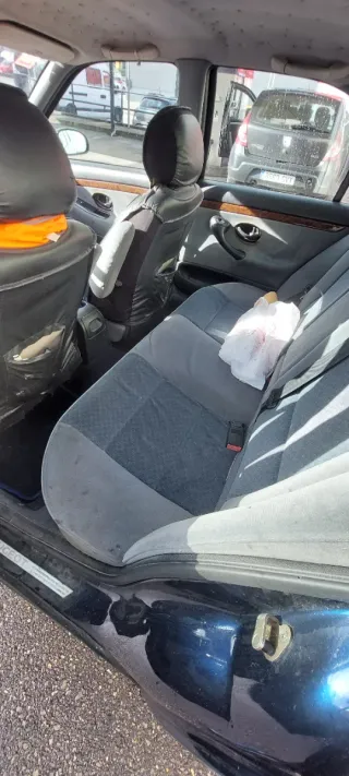 Peugeot 406 2001