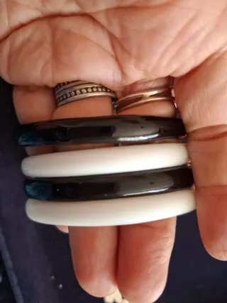 Pulseras de cristal de colores