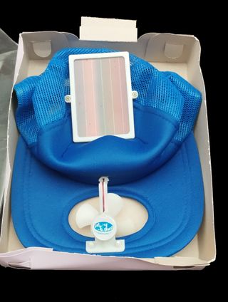 3 Gorras con Ventilador Solar