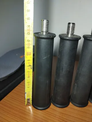 Maniglie multiuso in plastica con vite