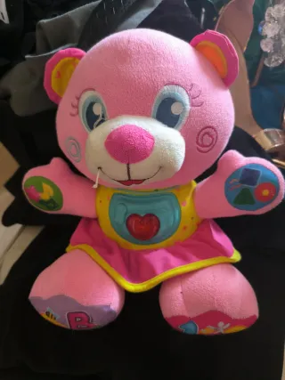 Osita de peluche musical rosa para bebé