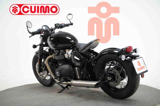TRIUMPH BONNEVILLE BOBBER