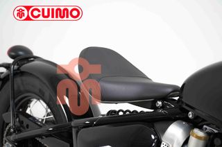 TRIUMPH BONNEVILLE BOBBER