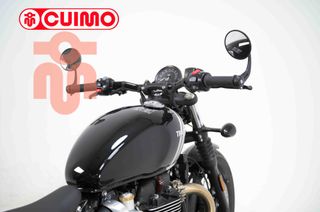 TRIUMPH BONNEVILLE BOBBER
