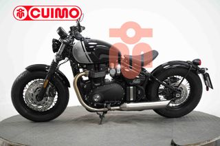 TRIUMPH BONNEVILLE BOBBER