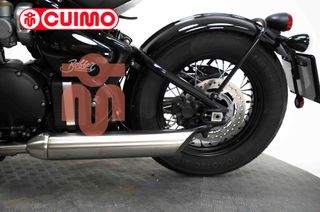 TRIUMPH BONNEVILLE BOBBER