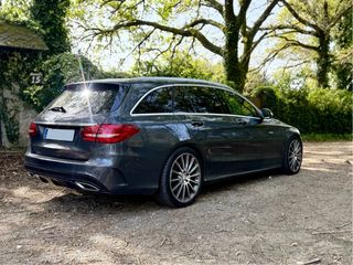 Mercedes-Benz Clase C220d AMG